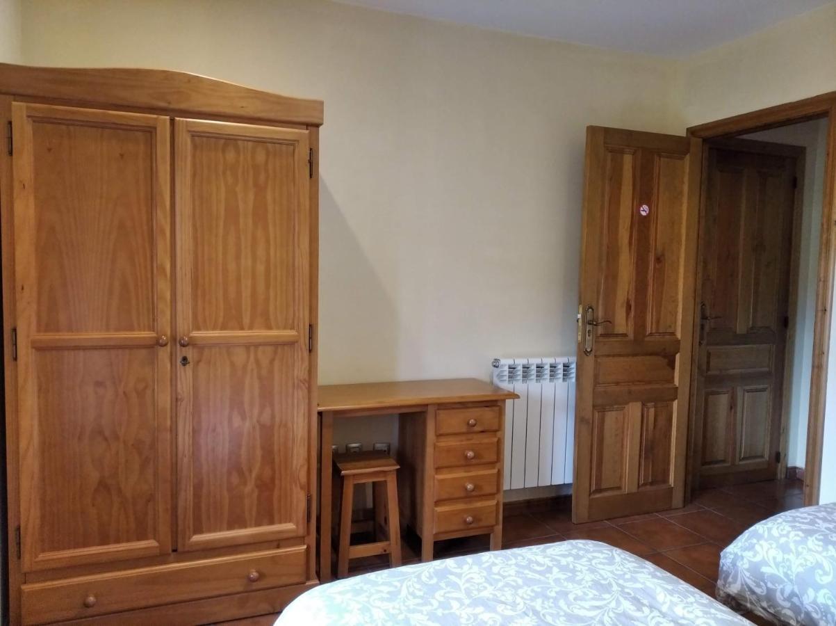 Casa Rural Lo Ferrero Guest House Belsué Eksteriør bilde